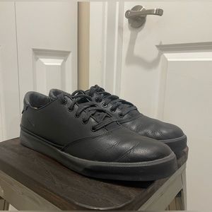 Nike Pepper Low Sneakers Men's Size 12, Black/Gray